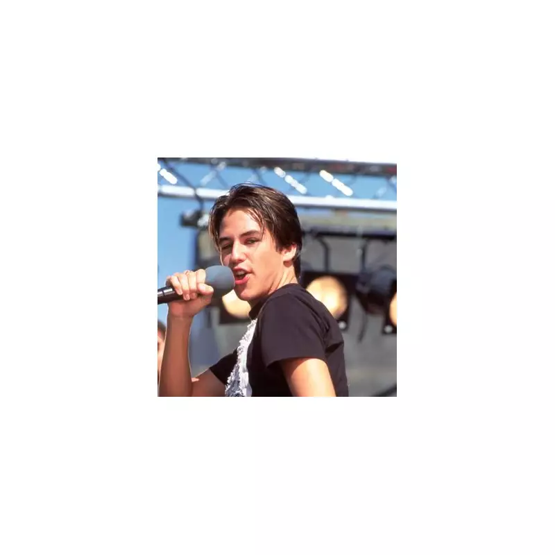 90s TV Star Opens Up About Alcohol Battle: 'It Became My Best Friend'