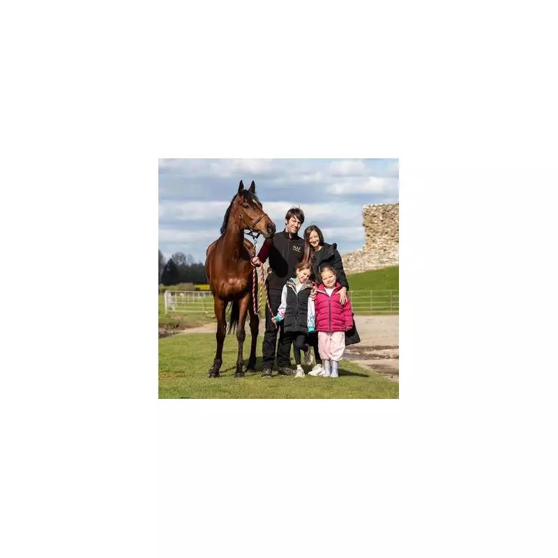 Brave Charlotte Williams Battles Leukaemia with Horse Racing Fundraiser