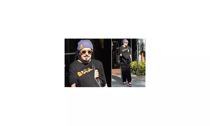 Britpop Legend Spotted in Hollywood – Fans Stunned by Dramatic Transformation!