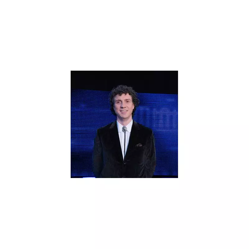 Chase's Star Darragh Ennis Reveals His Natural Remedy for Hay Fever Relief