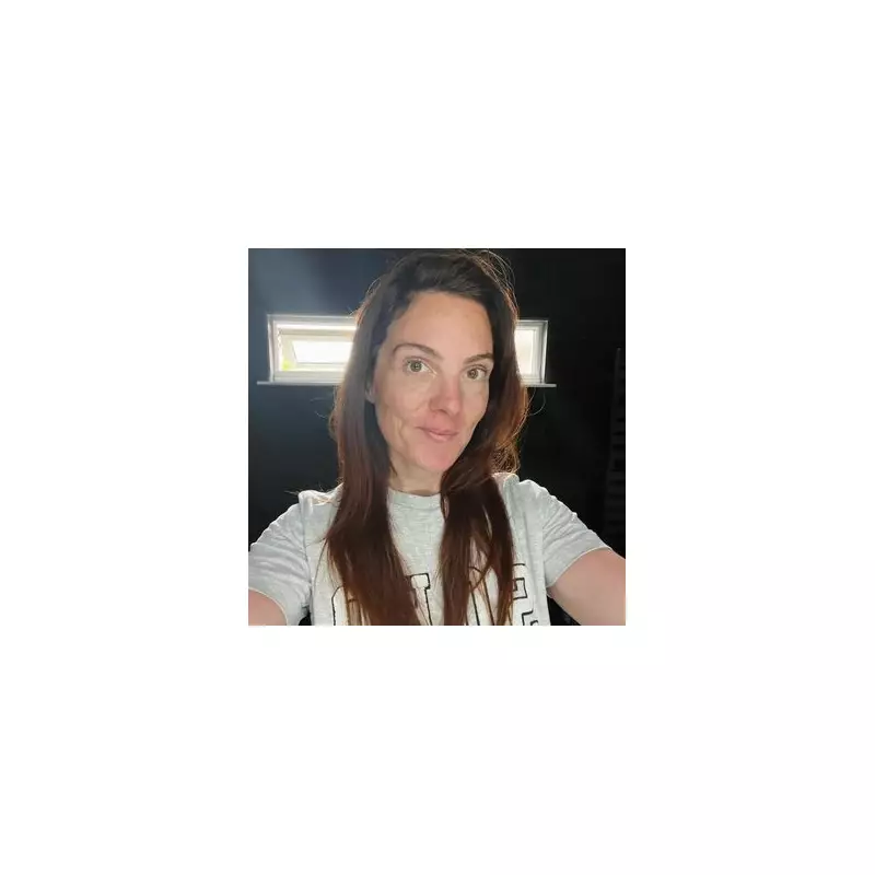 Ditch the Foundation! Why Your Skin Looks Better Without Makeup