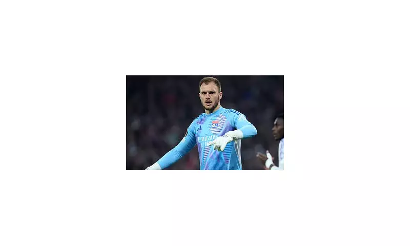 Leeds United Seal Deal for Lyon Goalkeeper Lucas Perri in Major Transfer Move