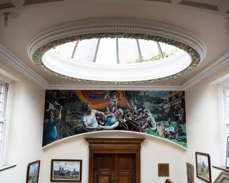 Lessons from the Working-Class Past: How Social Cohesion Can Be Strengthened Today