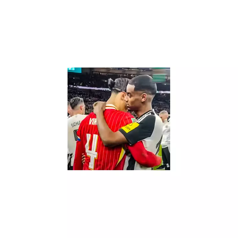 Liverpool Captain Virgil van Dijk Drops Major Transfer Hint Amid Alexander Isak Rumours