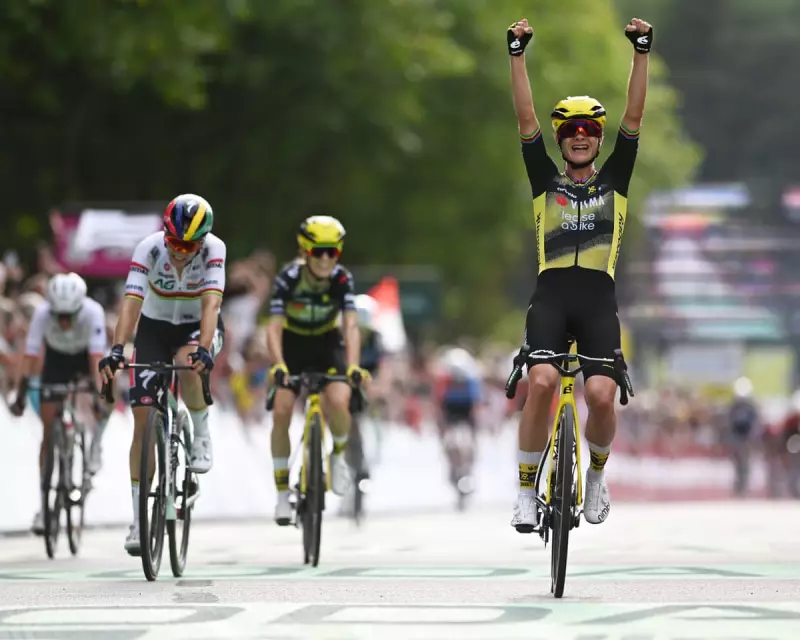 Marianne Vos Triumphs in Thrilling Tour de France Femmes Stage One