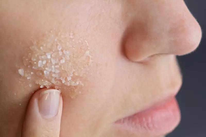 Natural Skincare Remedies: Baking Soda and Garlic for Healthy Skin
