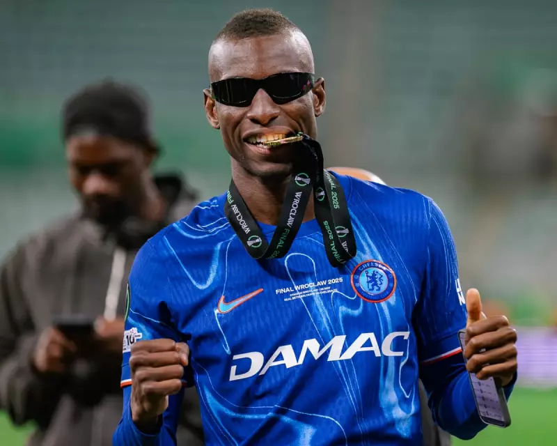 Nicolas Jackson Set for Manchester United Move: Chelsea Striker in High-Stakes Transfer