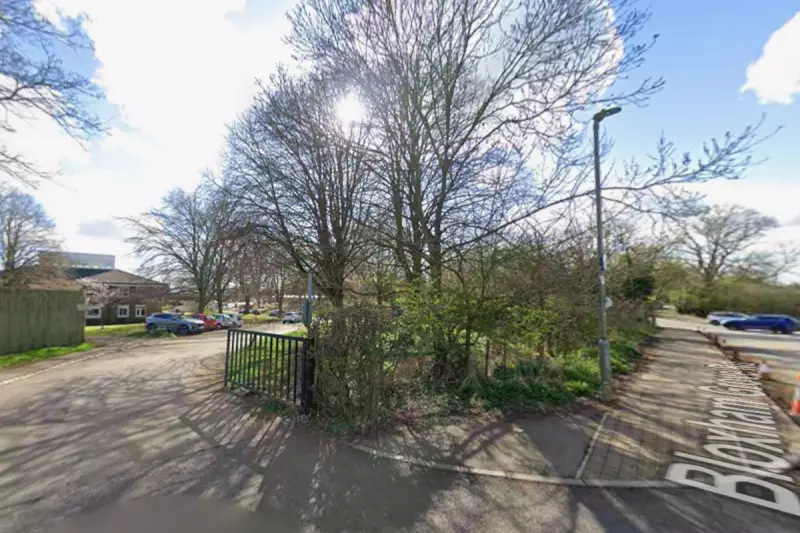 Oxfordshire Teacher Banned for Inappropriate Conduct with Students