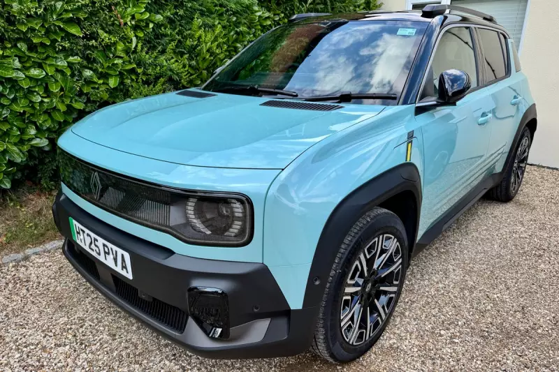 Renault 4 E-Tech Electric: A Nostalgic Revival with Modern EV Power