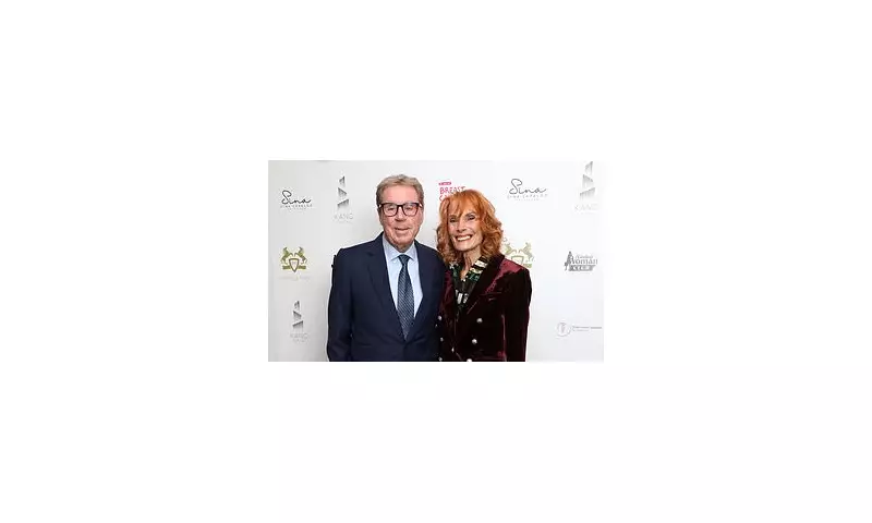 Sandra Redknapp Hospitalised with Mystery Illness as Devoted Husband Harry Races On