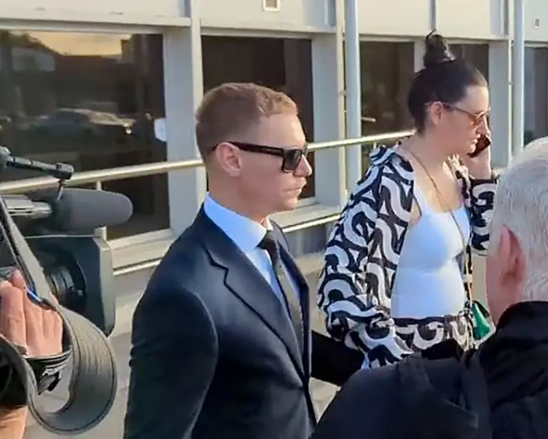 Shocking Footage: Police Officers Accused of Assaulting Schizophrenic Woman in Frustration