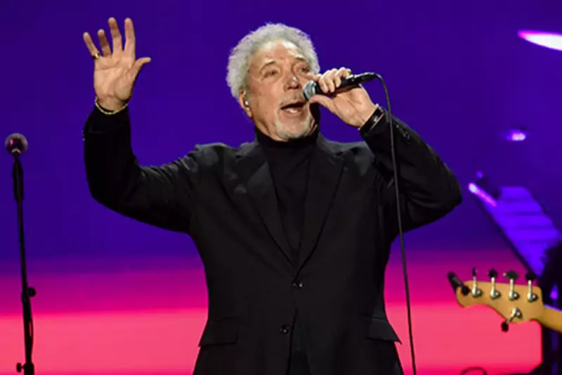 Sir Tom Jones Cancels Bremen Concert Due to Respiratory Infection – Fans Wishing Him a Speedy Recovery