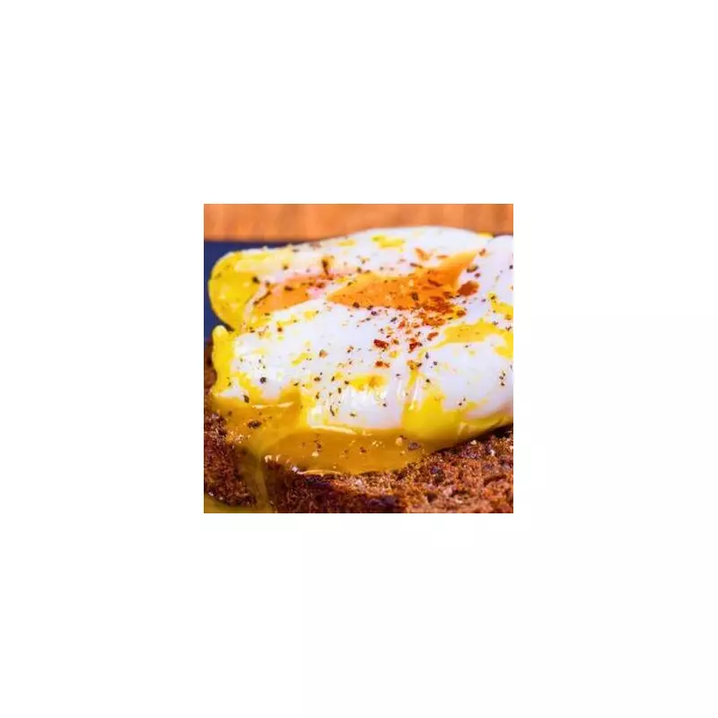 The Foolproof Hack for Perfect Poached Eggs Every Time – No Vinegar Needed!