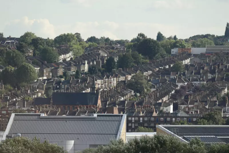 UK House Prices See First Annual Drop Since 2012 – What It Means for Buyers and Sellers