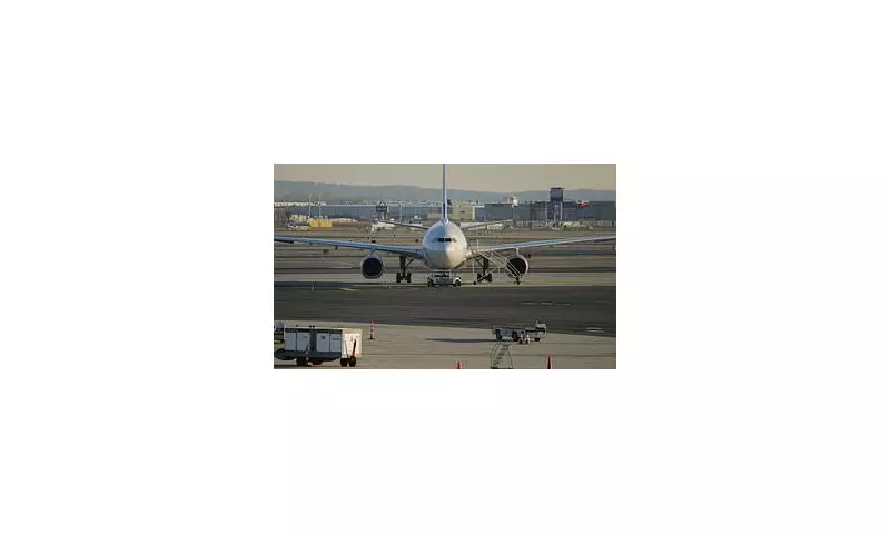 United Airlines Grounds Entire Fleet After Fire Alarm Scare – Chaos at Airports