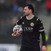 Arsenal Legend Carl Jenkinson Suffers Shocking Injury in Non-League Clash with Bromley