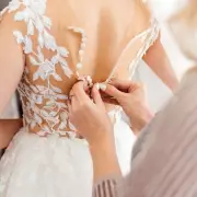 Bride's Dream Wedding Dress Turns Into a Nightmare After Shocking Discovery