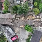 Brighton Building Collapse: Emergency Services Rush to Scene as Structure Completely Crumples