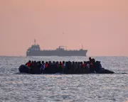 Channel Crossings Surge: 25,000 Asylum Seekers Reach UK in Record Time