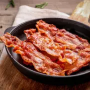Chef Reveals the Right Way to Cook Bacon – You’ve Been Doing It Wrong!