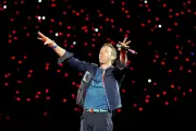 Chris Martin's Hilarious Kiss Cam Moment with Astronomer Andy Byron Goes Viral