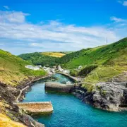 Dad's Terrifying Email to Son After School Incident Sparks Outrage