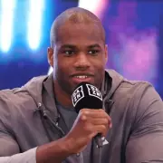 Daniel Dubois vs Oleksandr Usyk: Heavyweight Clash Ends in Controversy – What Really Happened?