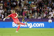 England Lionesses Triumph Over Sweden in Thrilling Penalty Shootout