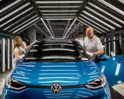 EU and US Agree to Slash Trade Tariffs by 15% – What It Means for Markets