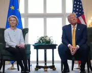 EU Backs Down: How Trump's Trade Threats Forced a Transatlantic Surrender