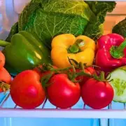 Keep Tomatoes Fresh & Juicy for Weeks with This Simple Storage Hack