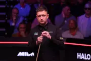 Kyren Wilson Stuns Crowd with No-Look Black at Shanghai Masters