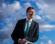 Labour MPs Clash with Richard Tice Over Reform UK's Plan to Scrap Green Initiatives