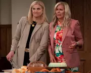 Leanne Review: Netflix's New Sitcom Delivers Laughs and Heart in Equal Measure