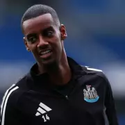 Liverpool Eye Alexander Isak as Newcastle Face Financial Pressure – Exclusive Transfer Update