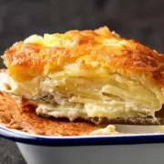 Mary Berry's Easy Dauphinoise Potatoes: A Creamy, Comforting Classic