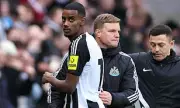 Newcastle United's Alexander Isak on Liverpool's Radar: Eddie Howe Addresses Transfer Speculation