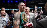 Oleksandr Usyk's Mind-Blowing £30M Payday for Just 14 Minutes of Work Against Daniel Dubois