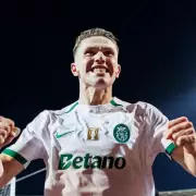 Premier League Transfer Frenzy: Gyokeres & Mbeumo in High Demand as January Window Heats Up