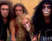 Robin Williams' Bold Promise: How The Comic Strip Ignited UK Comedy