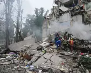 Russian Strikes Target Kyiv Amid Ukraine's Anti-Corruption Vote: Latest Updates