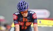 Scottish Cyclist Onley's Podium Dreams Shattered in Gruelling Tour de France Mountain Stage