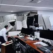 Shocking Moment New York Staff Tackle Knife-Wielding Attacker in Brazen Subway Assault