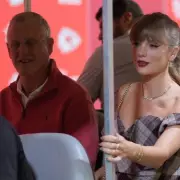 Taylor Swift's Dad, 73, Undergoes Secret Surgery – Shocking Health Scare Revealed