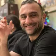 Tragic End for Beloved Waiter: Chokes to Death During Retirement Party