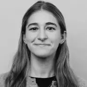 Tragic Shooting in Manhattan: Innocent Bystander Killed in Broad Daylight