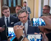 Trump-Epstein Scandal Resurfaces as Mike Johnson Faces Congress Vote – Explosive Details Revealed