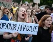 Ukraine Corruption Scandal: Zelenskyy Faces Backlash as Russia Exploits Political Turmoil