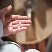 Urgent Warning for Medication Users: Common Painkillers Linked to Heart Attack Risk