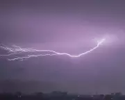 US Shatters Lightning Record with 515-Mile Megaflash – The Science Behind the Spectacle